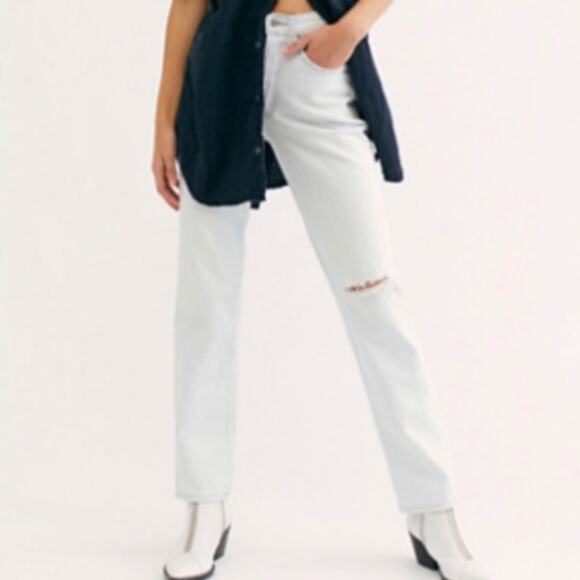 NWT Edwin Women's Cai Straight Leg Jeans High Hopes Light Blue Wash Sz 26 - Picture 1 of 9
